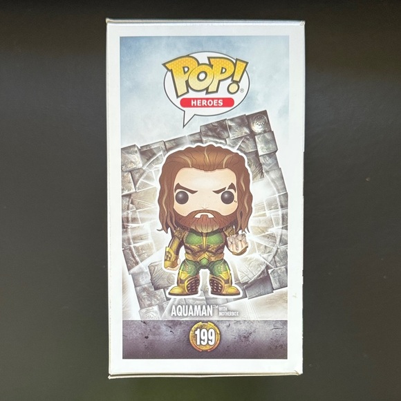 Funko Aquaman Exclusive Vinyl Figure with Motherbox - Picture 5 of 7